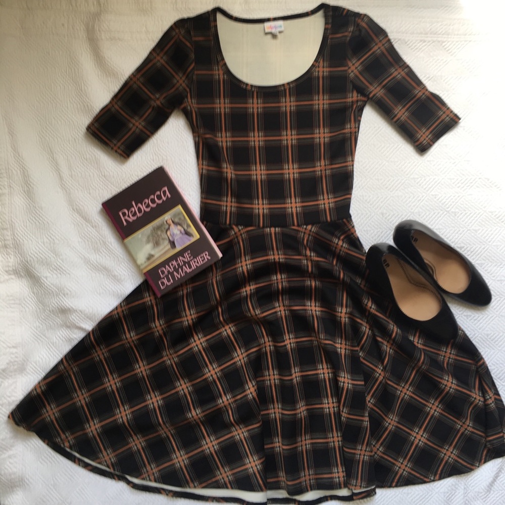 LuLaRoe Nicole Dress